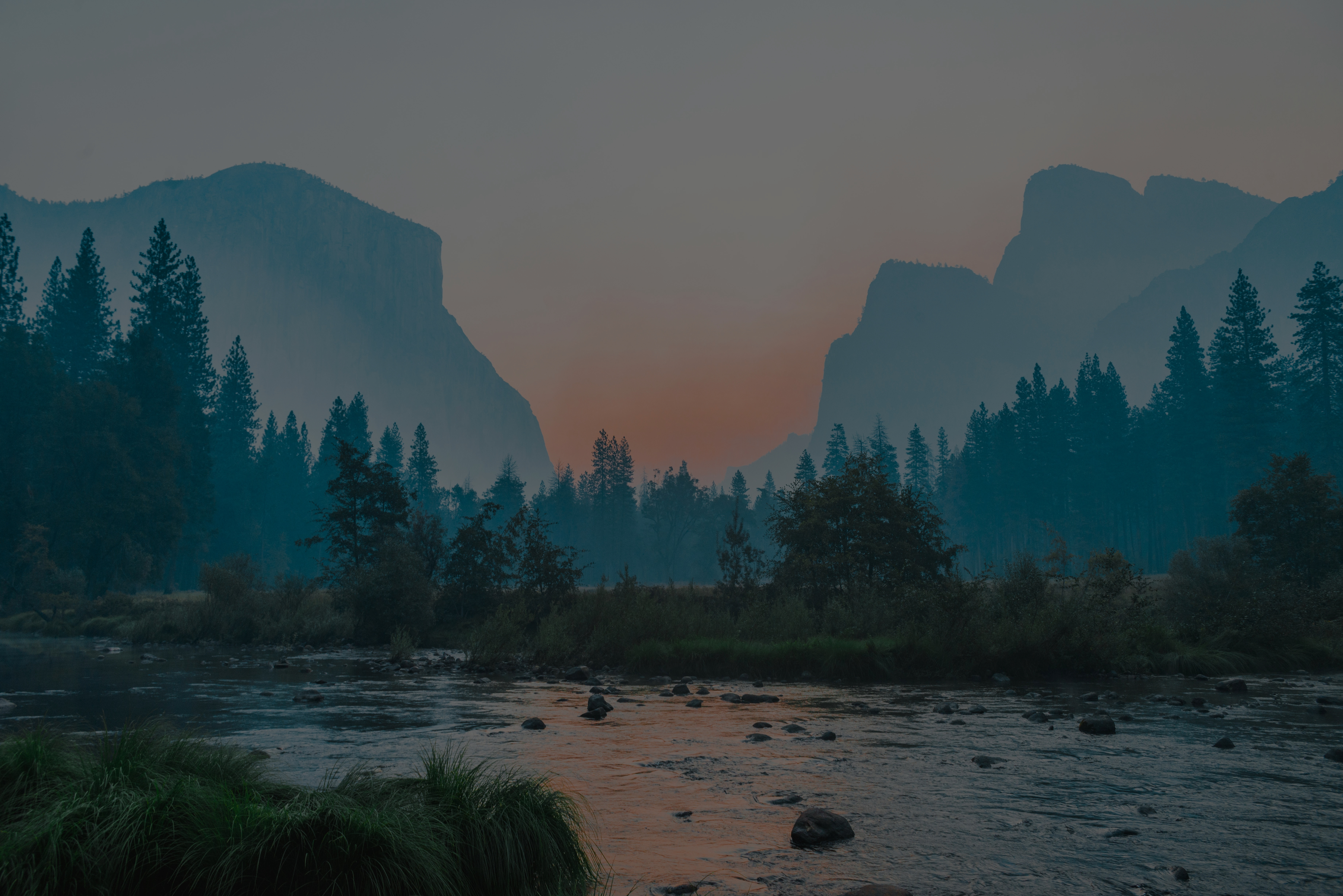 A sunset over a river